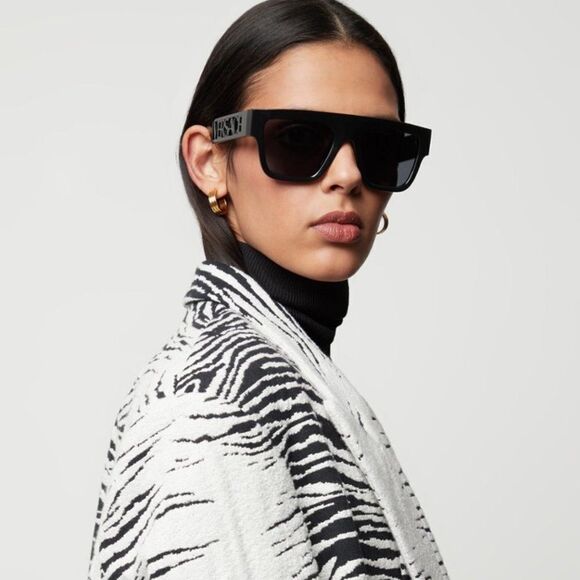 NEW Versace VE4430U GB1/87 Black Dark Grey Frame Logo Square Men Sunglasses - Picture 3 of 13